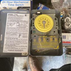 Intermatic 24 hours time Swich 208/277VAC