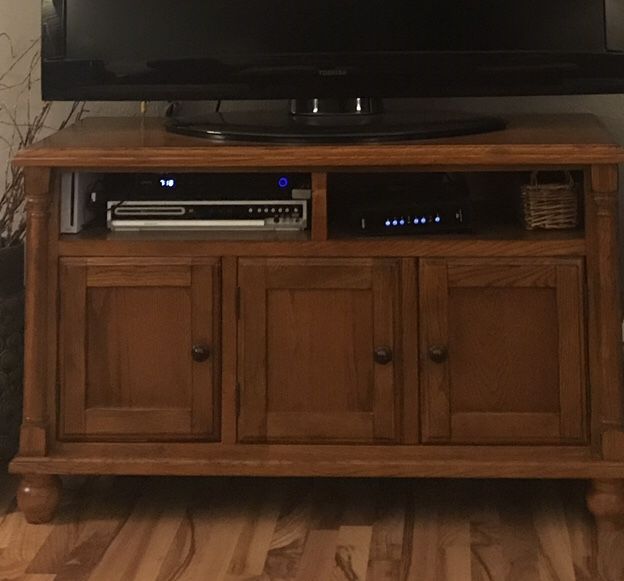 Solid wood Tv stand.