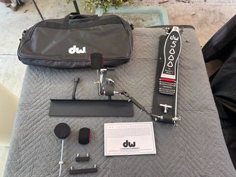 DW 5000 direct drive cajon pedal