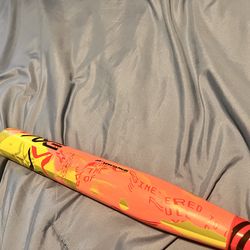 Axe | Disturbance | 2-Piece Composite | USA Slowpitch Softball Bat | Flared Handle