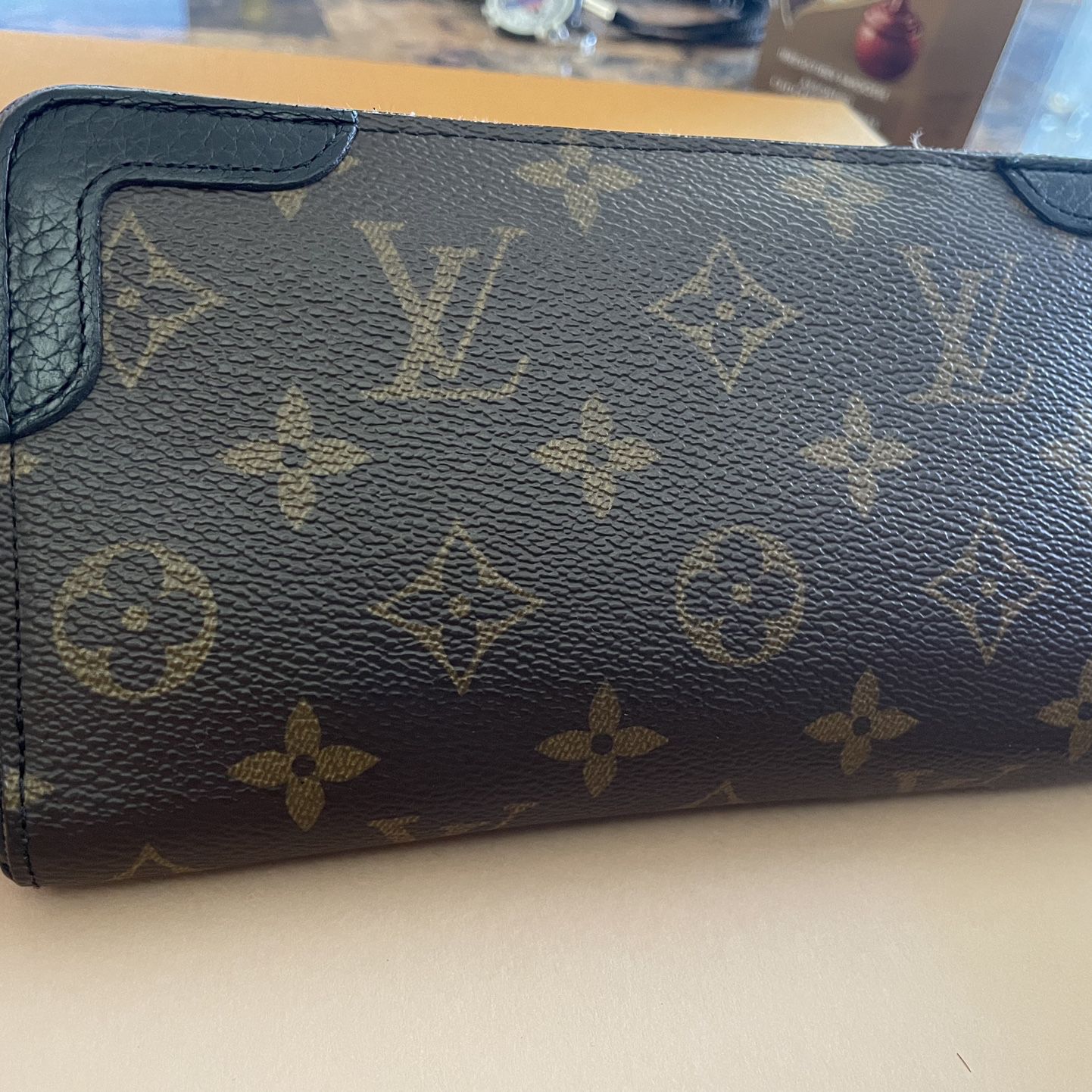 Louis Vuitton purse for Sale in Watsonville, CA - OfferUp