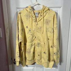 Winnie the Pooh 2 Pocket Full Zip Women's XXL Sweatshirt Hoodie.  Brand  New with Tags.  Smoke free home 