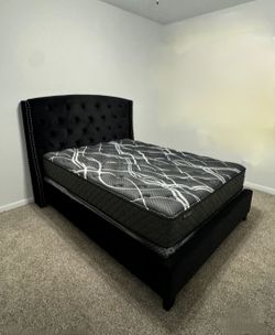 Queen size bed