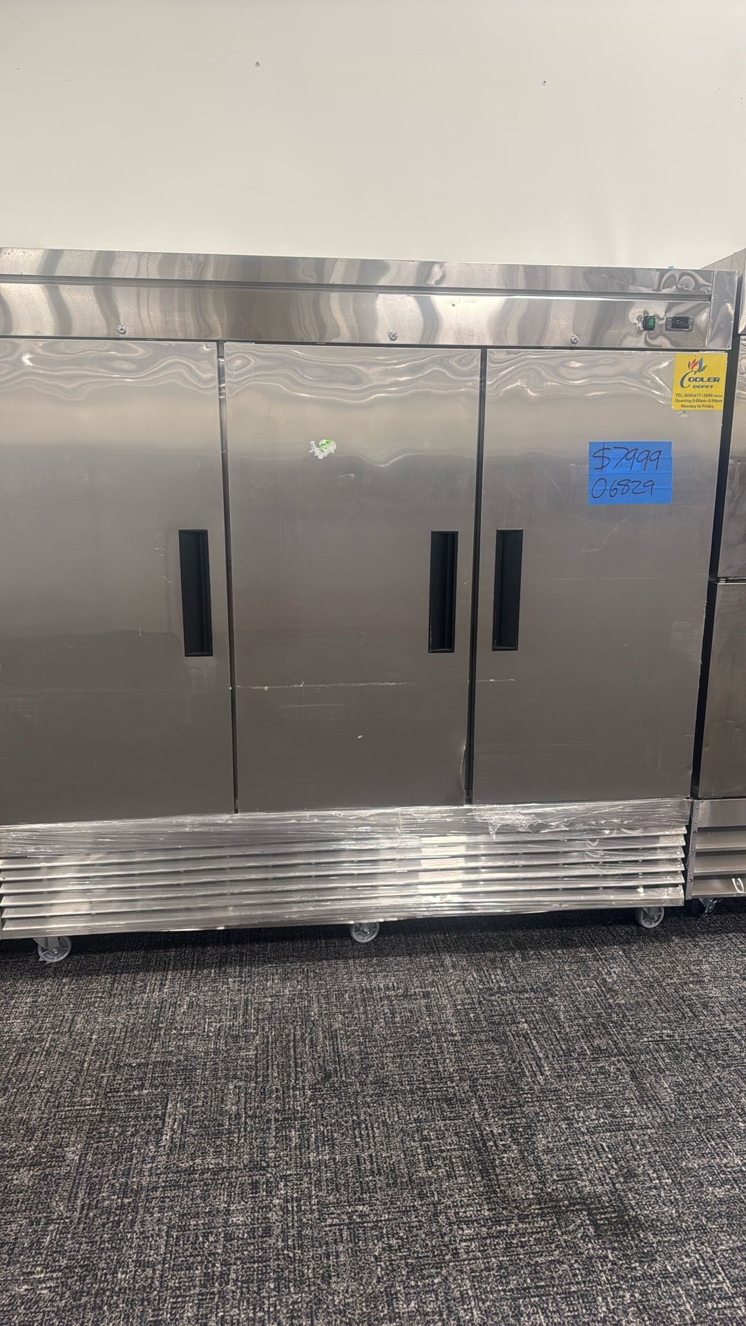 Commercial Cooler
