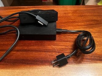 Microsoft Surface Dock 2 + Power Supply Charger Bundle