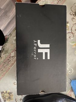 J Ferrar size 9 dress shoes