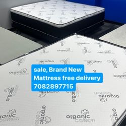 Huge sale for Mattress And Box Twin size mattress and box 150.$ full 190$ Queen 200$ king 290$. free delivery free set up 708….280….7715… cash or Zell