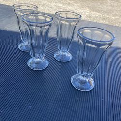 4 Parfait Cups