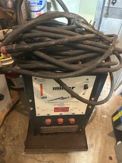 Miller thunderbolt 220 V stick Welder