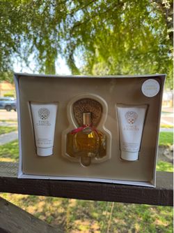New Vince Camuto signature fragrance and bath products