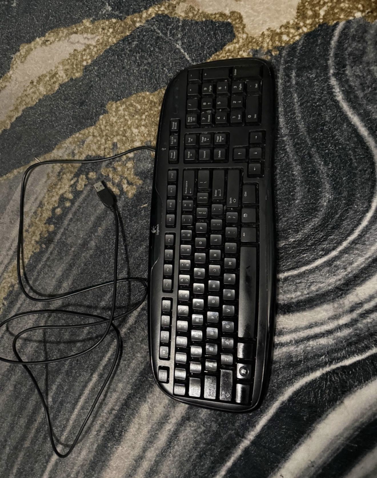 Logitech Y-UR83 Classic Keyboard 200 Wired USB Black for PC