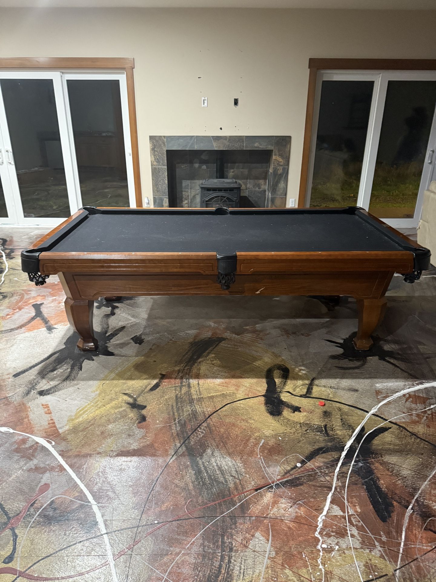 Brunswick Madison 9-Foot Pool Table – Excellent Condition