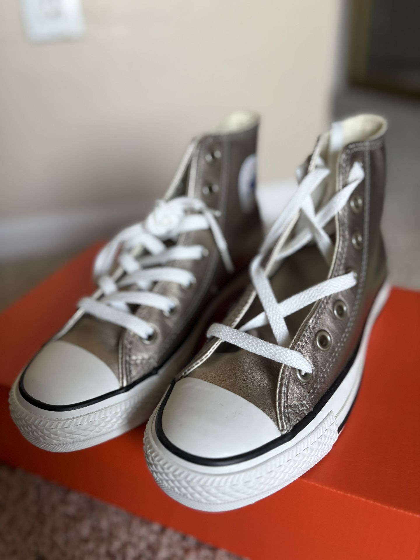 Converse High tops