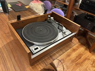 Vintage Sanyo Hysteresis TP-80SA Turntable