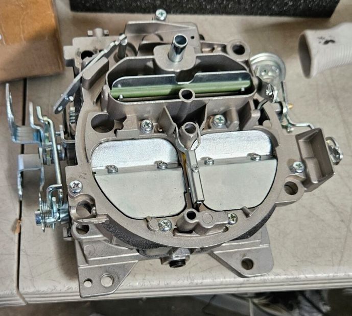 Chevy  4 Barrel Carburetor 