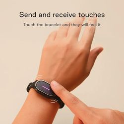 BOND TOUCH 4 Bracelet - Long-Distance Relationship Touch Bracelet for Couples, Friends and Families to Feel Connected (2 Units) (Black/Black)