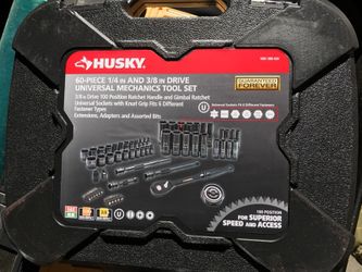 husky 60 pice 1/4 in and 3/8 drive Melanie tool set