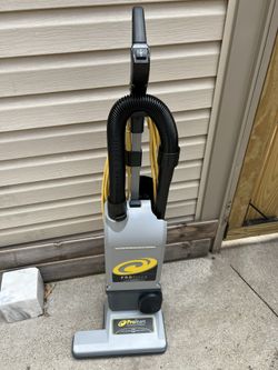 Pro Team Proforce XP 1500 Commercial Vacuum 