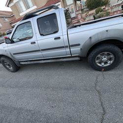 2003 Nissan Frontier 