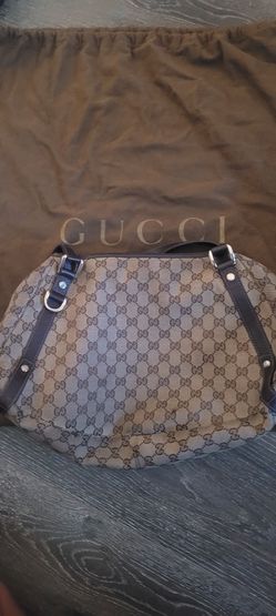 Aunthentic Gucci Handbag With Dust Bag