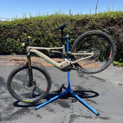 Specialized Turbo Levo Comp