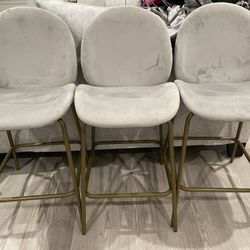 3 Barstools