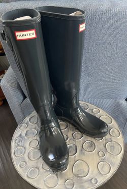 Woman’s HUNTER Rain Boots Original Tall Gloss