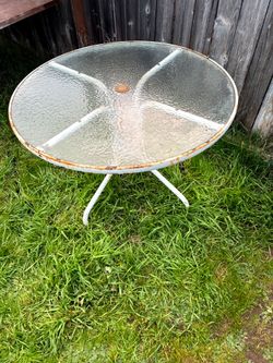 Round Glass Top Patio Table