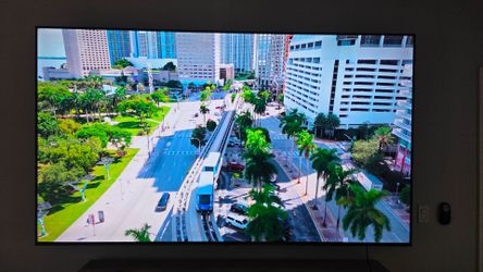 1000 inch hisense QLED 144HZ MINI LED SMART TV