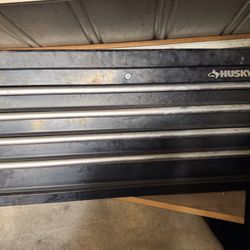 Black Husky toolbox $150 no keys (ASAP)
