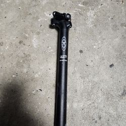 Nice Easton Road Bike Seat Post 27.2