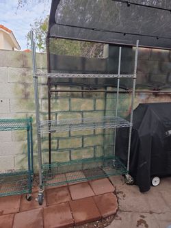 3 tiered grid shelf