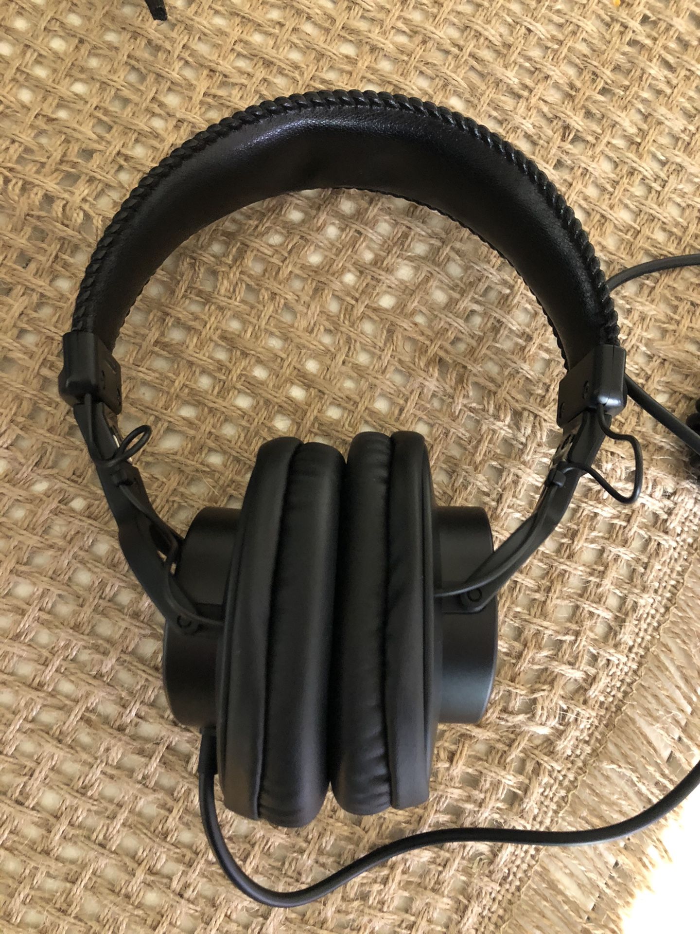 Sony MDR-7506 Studio Headphones