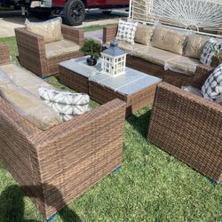 brand new patio set