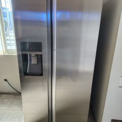 Samsung Refrigerator 