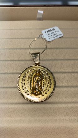 14K Virgen Mary Pendant