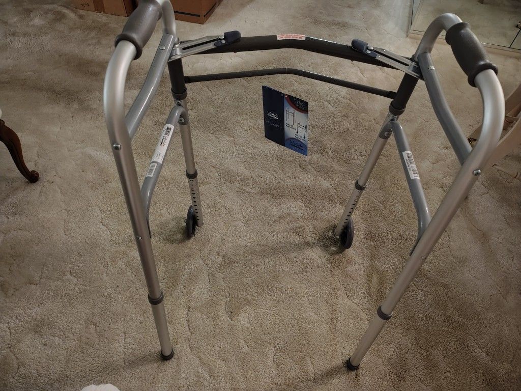 Lifestyle Walker 500 Lb Capacity NEVER USED