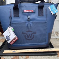 Moosejaw 42 Can Chilladilla Soft-Sided Cooler Tote
