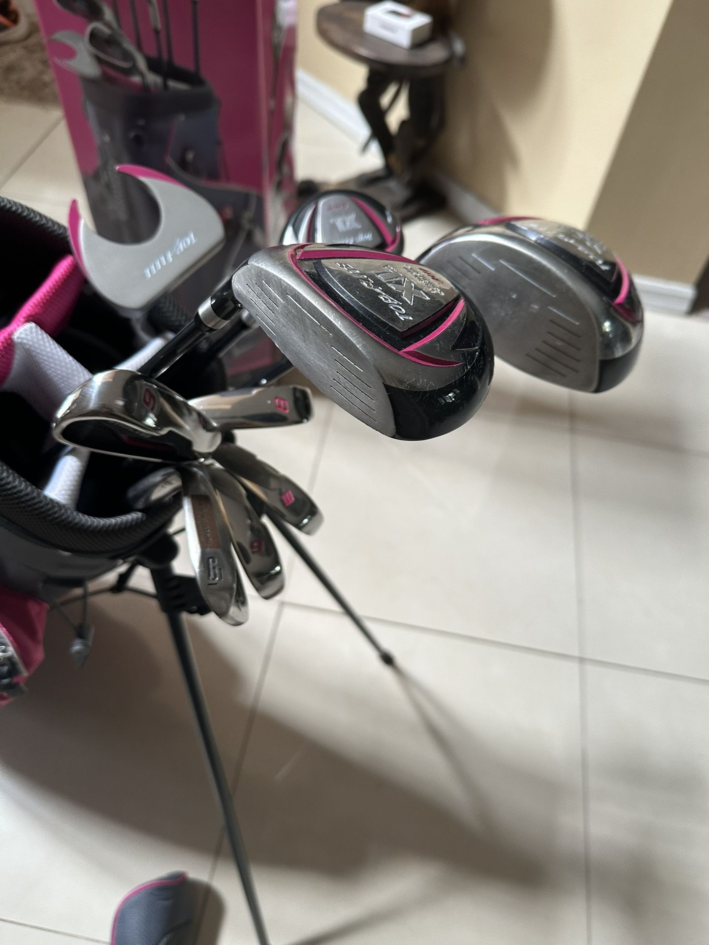 Women 12 Piece Golf Set With Shoes