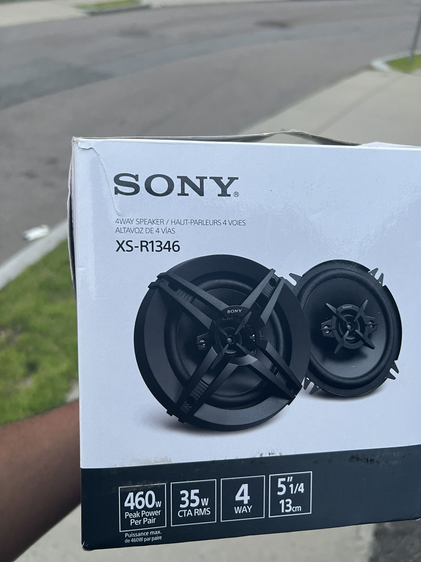 5-1/4" 4 way speakers 35$ Brand New In Box