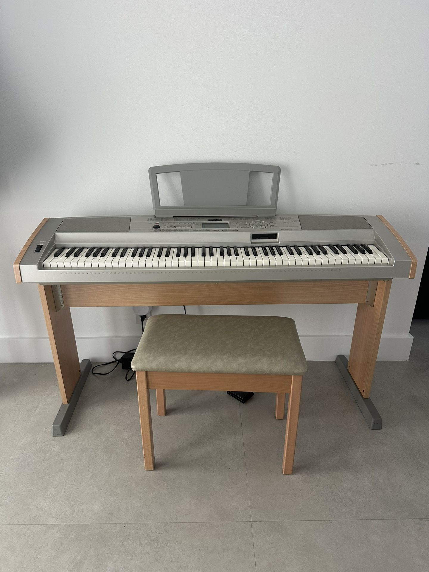 Yamaha Keyboard