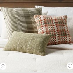 Decorative Pillows