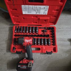 Milwaukee Fuel 1/2 Impact Mid Torque