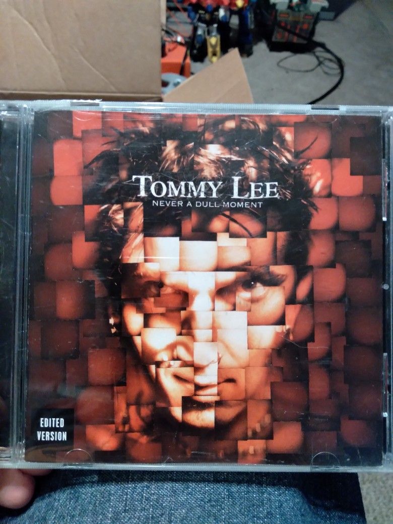 Tommy Lee Never dull Moment