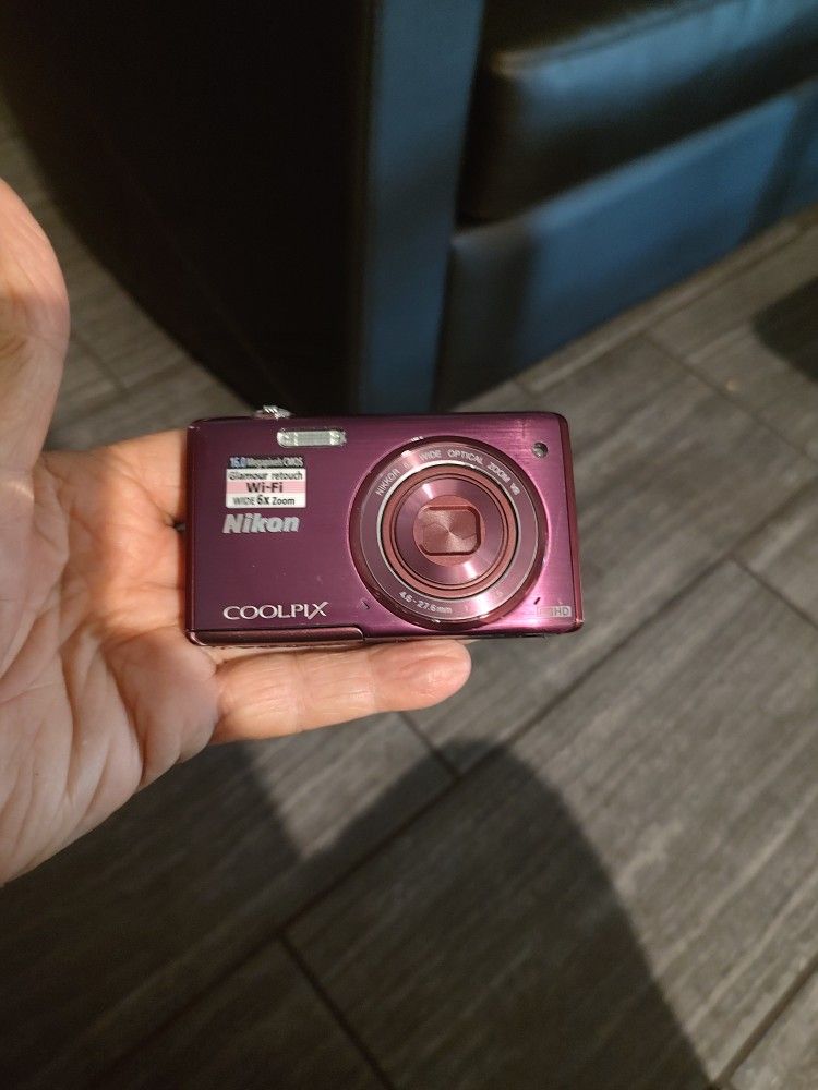 Nikon Coolpix S5200 Camera