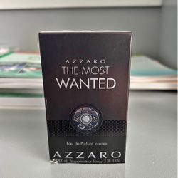 Azzaro 