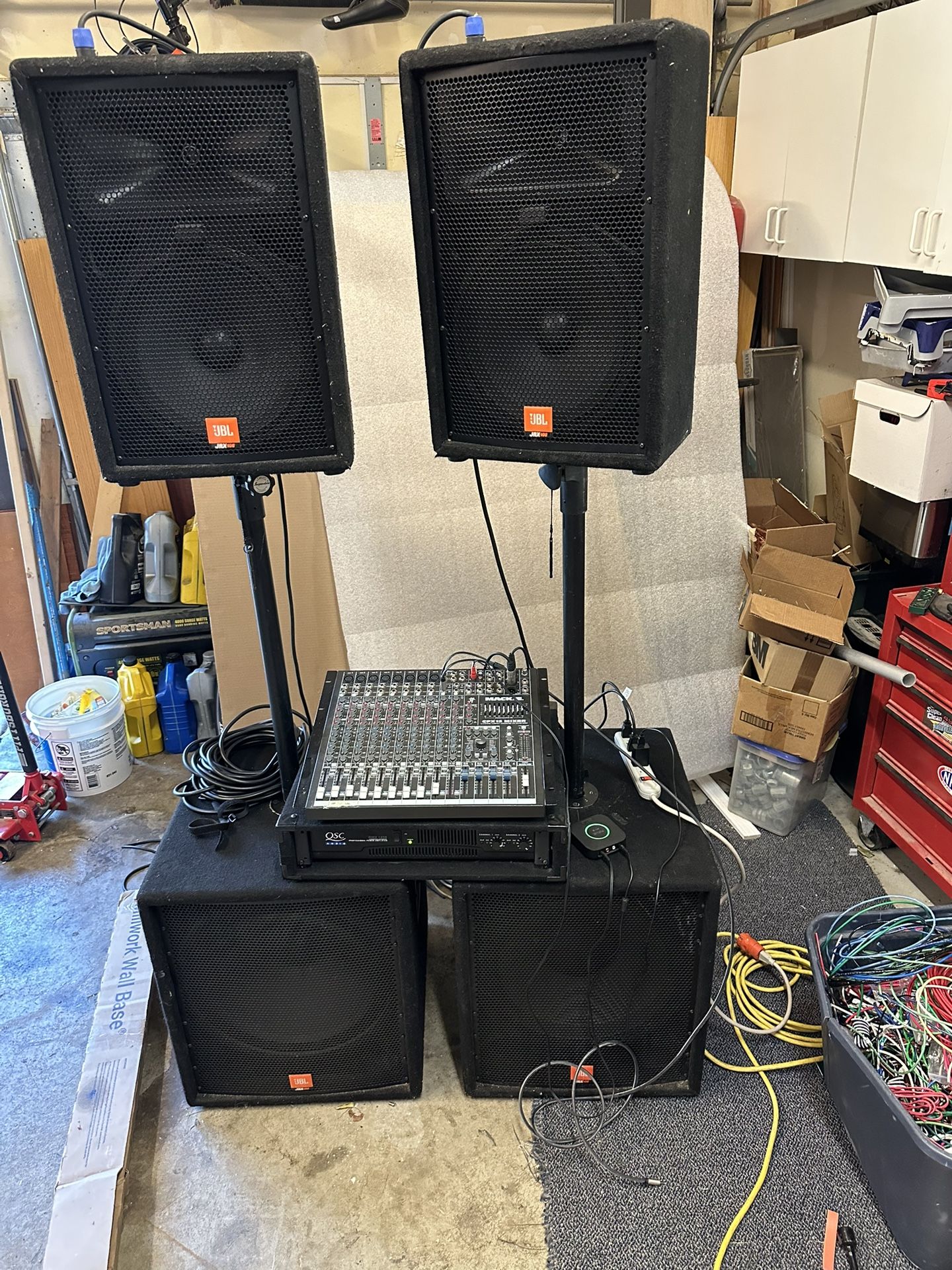 JBL, QSC, Mackie Sound System