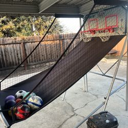 Arcade Style Basketball Hoop.