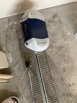 Garage door motor