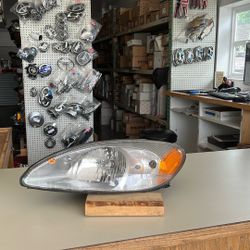 2000 To 2007 Ford Taurus Headlight Driver Side Assembly #149 FC202